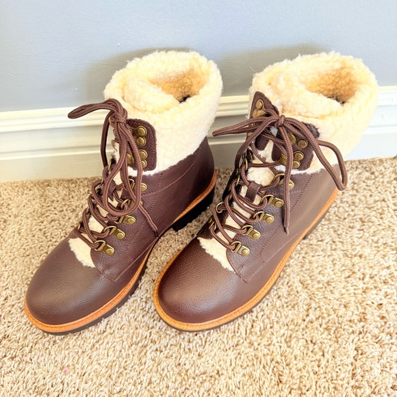 Mia Women\'s Regis Faux Fur Round Toe Winter & Snow Hiker Boots Brown Sz 7.5